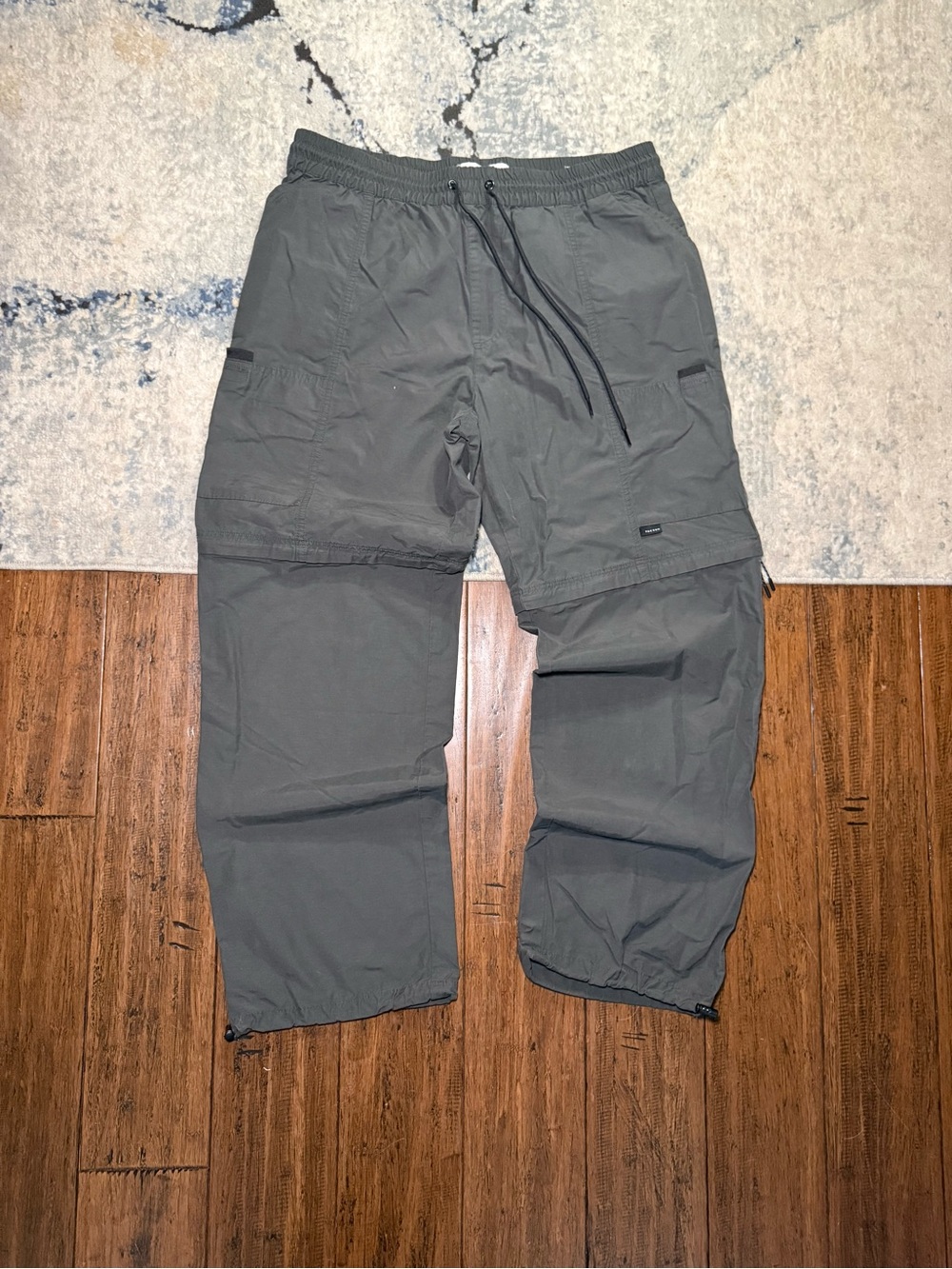 PacSun Gray Convertible Cargo Pants – Size Large